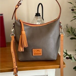 Dooney & Bourke Paige shoulder bag crossbody